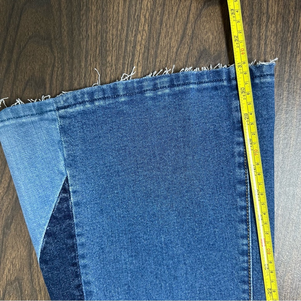 🔥SOLD🔥Driftwood Classic Fit Cleo Patchwork High Rise Flare Jeans Raw Hem - Picture 14 of 15